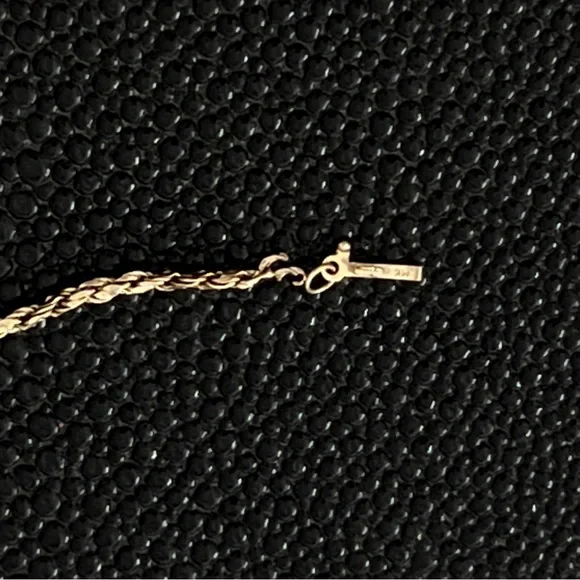 14k gold 9inch 1/16 bracelet. Needs repair! - Picture 3 of 3